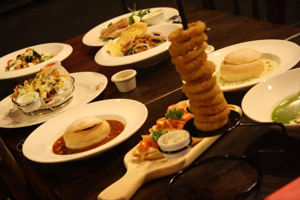 Legallery Suites Hotel Bandar Seri Begawan Bagian luar foto