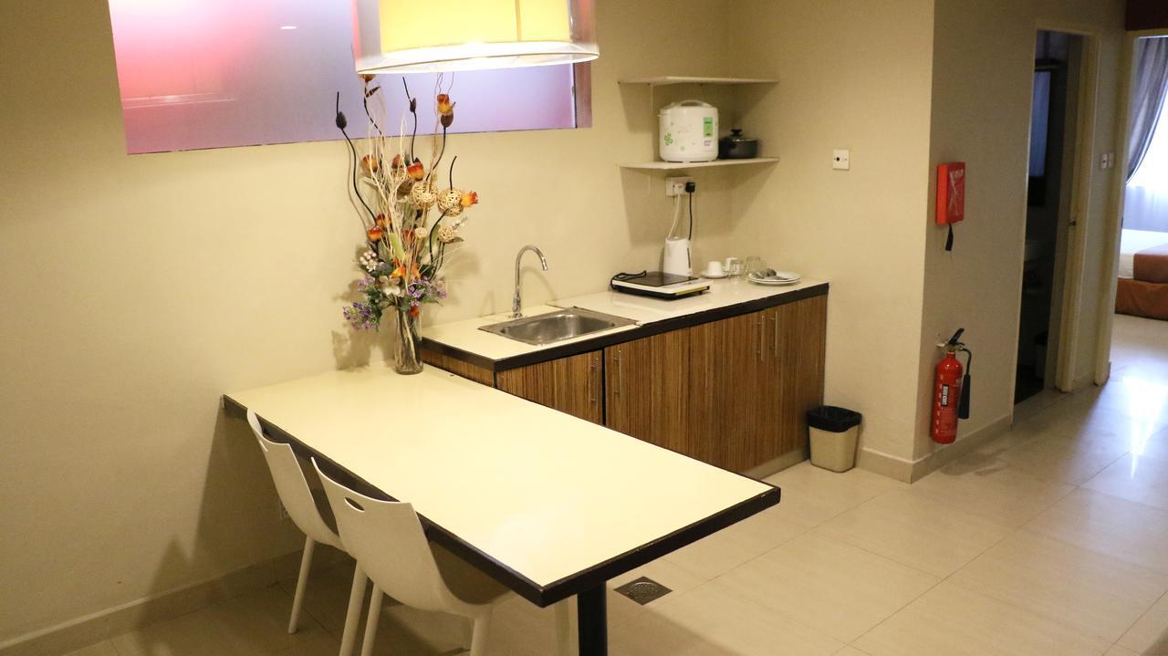 Legallery Suites Hotel Bandar Seri Begawan Bagian luar foto