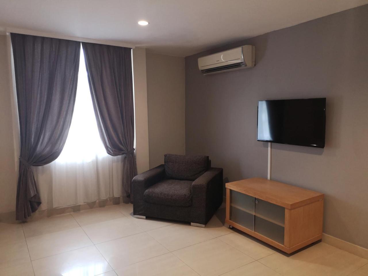 Legallery Suites Hotel Bandar Seri Begawan Bagian luar foto