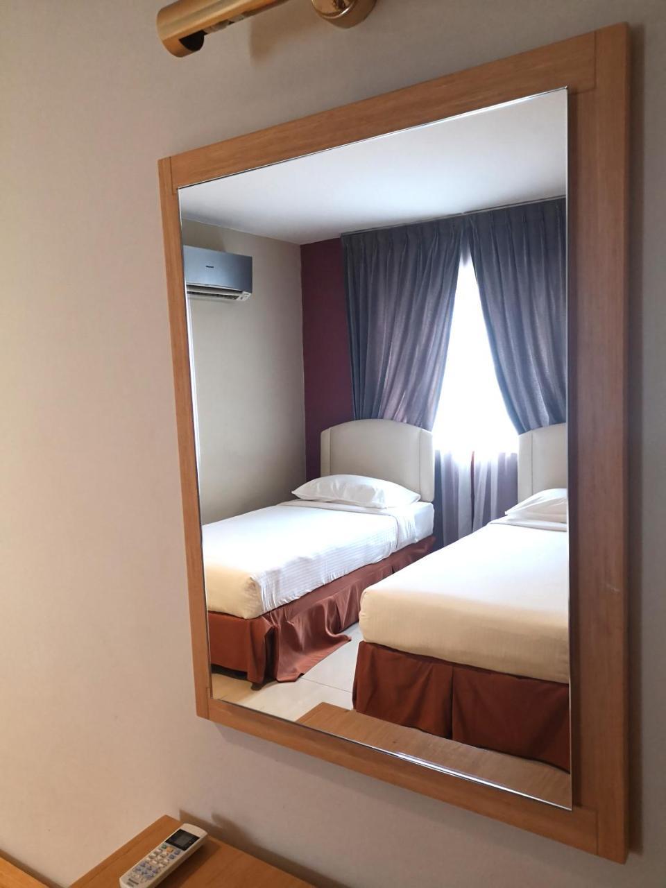 Legallery Suites Hotel Bandar Seri Begawan Bagian luar foto