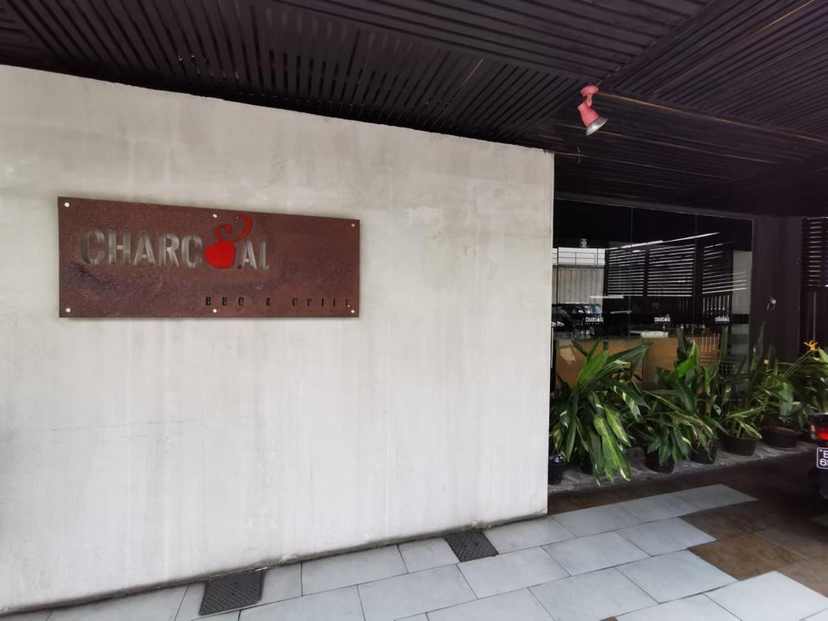 Legallery Suites Hotel Bandar Seri Begawan Bagian luar foto